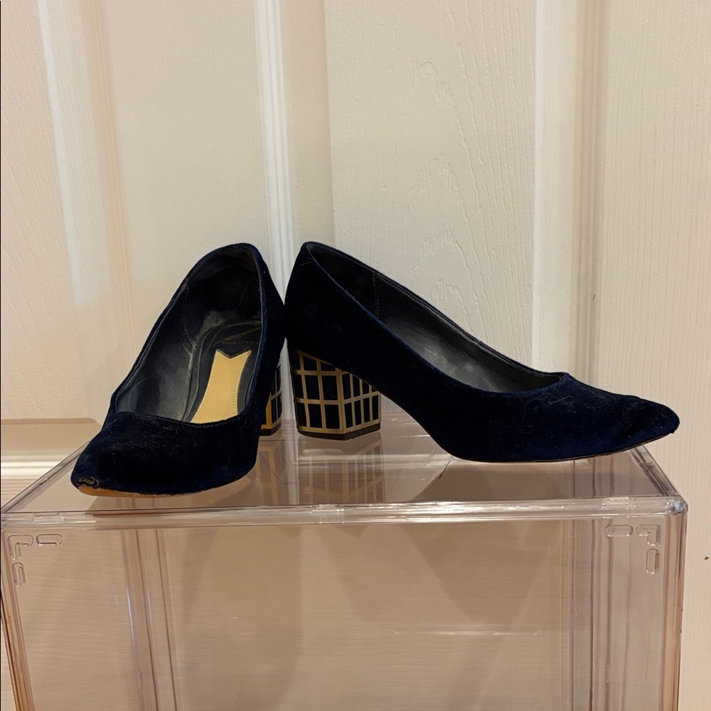 Elegant Navy Velvet Women's Shoes